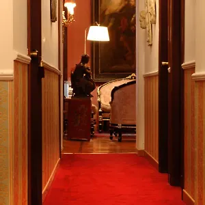 Гостевой дом Residenza Frattina, Рим